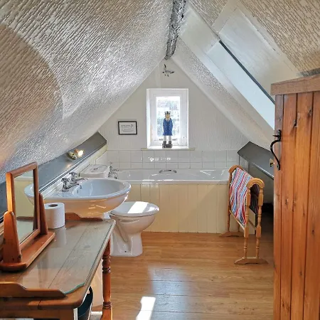 Caedmon Prázdninový dům